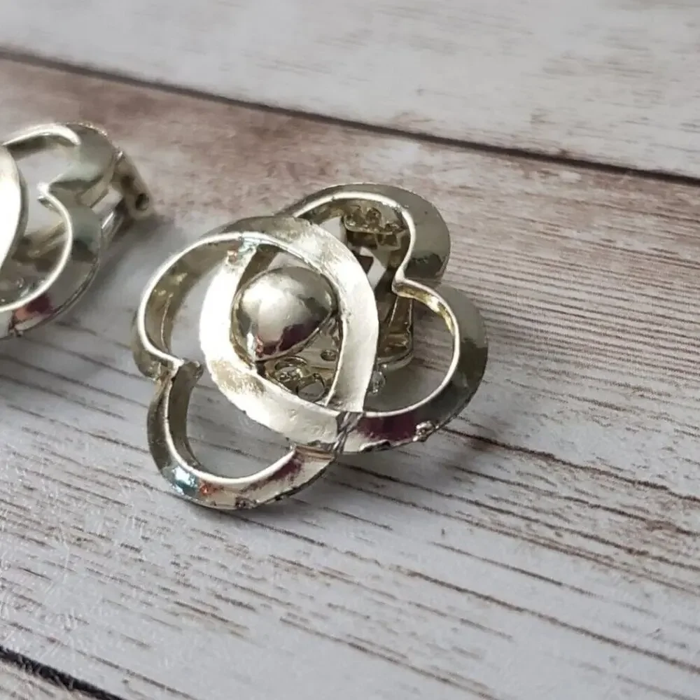 Vintage Clip On Earrings-  Interlocking 4 Point Flower Design Light Gold Tone